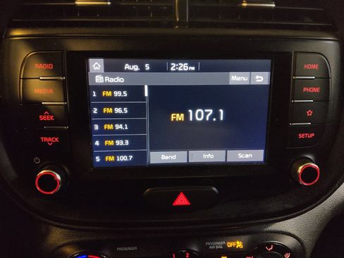 Used 2021 Kia Soul LX FWD image 25