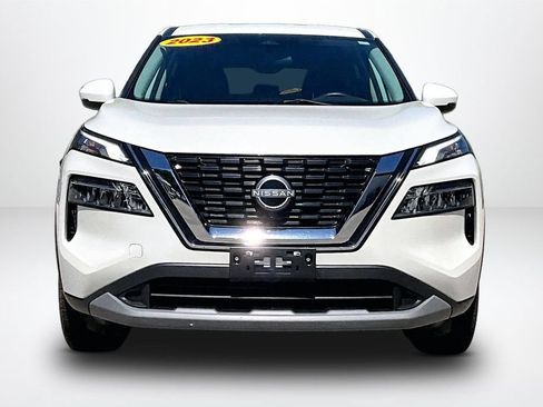 Used 2023 Nissan Rogue SV AWD/4WD image 2