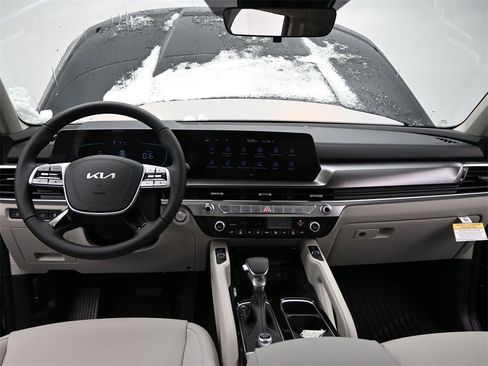 New 2025 Kia Telluride S image 32