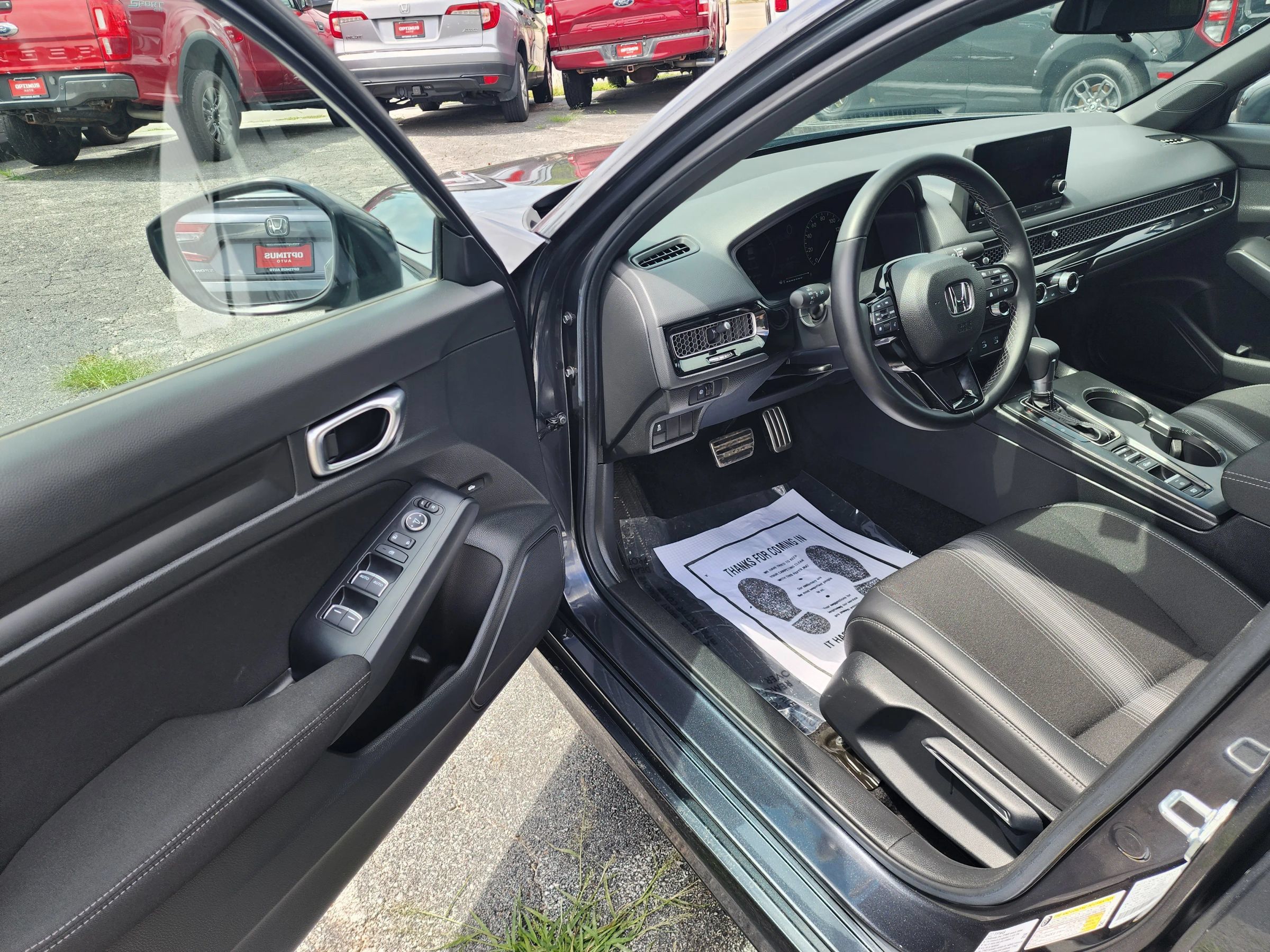 Used 2025 Honda Civic Sport image 16