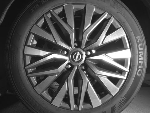 Used 2025 Nissan Altima 2.5 SV image 14