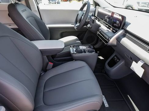 New 2026 Hyundai Ioniq 5 SEL RWD image 19
