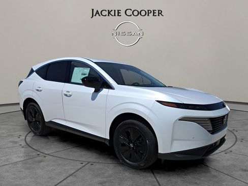 Certified 2025 Nissan Murano SV w/ Cargo Package image 7