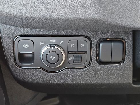 New 2025 Mercedes-Benz Sprinter 2500 image 30