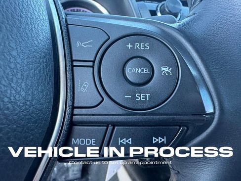 Used 2018 Toyota Camry SE w/ Protection Package (Q2) image 15