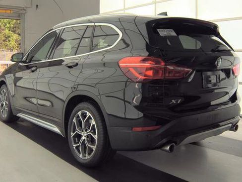 Used 2022 BMW X1 xDrive28i w/ Convenience Package AWD/4WD image 4