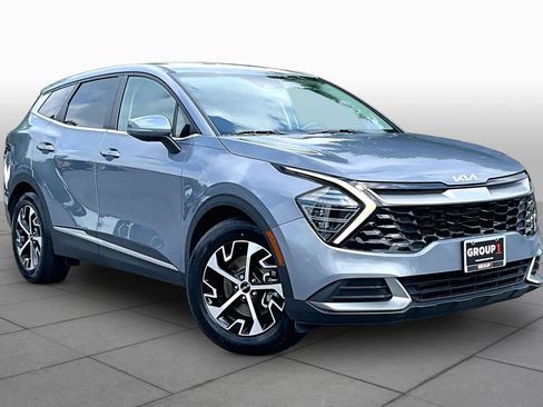 Used 2024 Kia Sportage EX FWD image 3