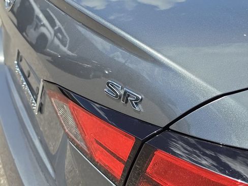Used 2019 Nissan Altima 2.5 SR FWD image 6