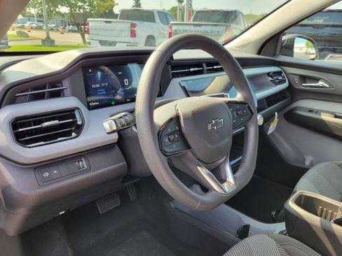 New 2027 Chevrolet Bolt LT FWD image 9