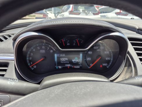 Used 2017 Chevrolet Impala LT FWD image 10