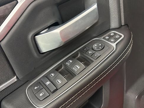 Used 2024 RAM 2500 Big Horn w/ Bed Utility Group image 19