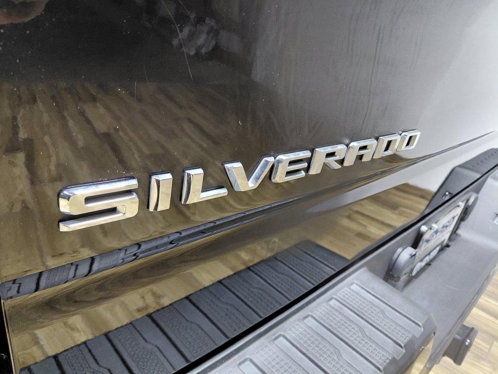Used 2024 Chevrolet Silverado 1500 RST w/ Z71 Off-Road Package AWD/4WD image 23