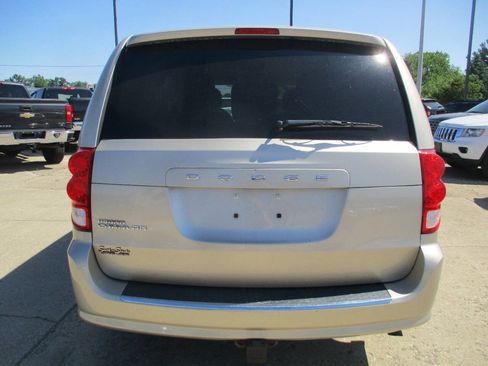Used 2014 Dodge Grand Caravan SE w/ Quick Order Package 29E SE FWD image 5