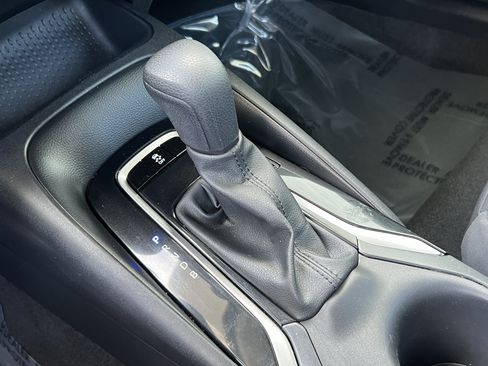 Used 2024 Toyota Corolla LE FWD image 30