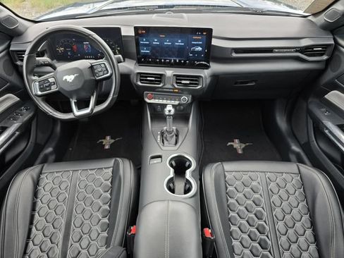 Used 2024 Ford Mustang Convertible RWD image 16