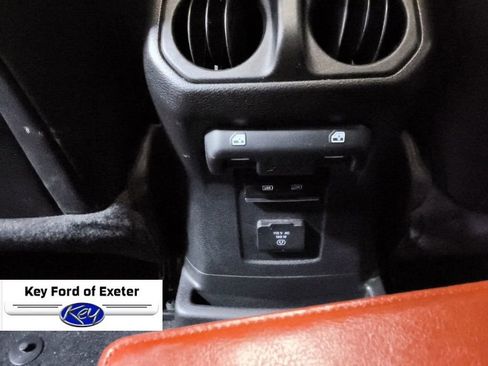 Used 2023 Jeep Wrangler Unlimited Sahara w/ Cold Weather Group AWD/4WD image 24