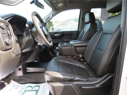 Used 2021 Chevrolet Silverado 2500 W/T w/ WT Convenience Package AWD/4WD image 4