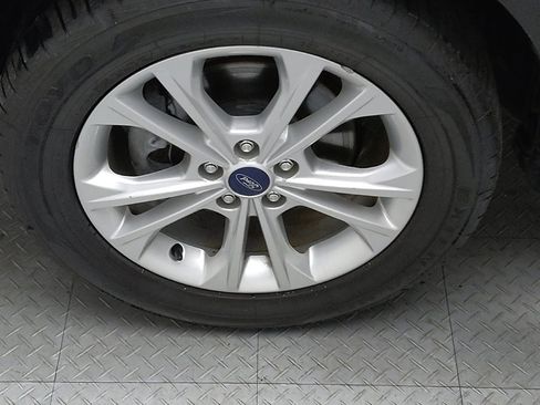 Used 2017 Ford Escape SE FWD image 31