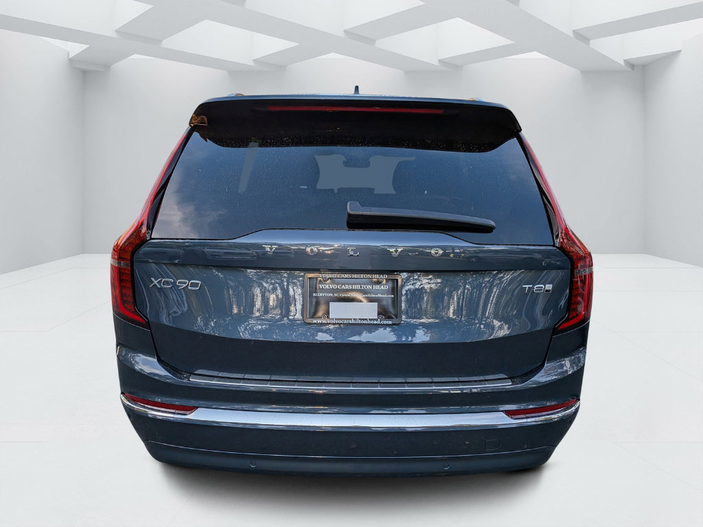 New 2026 Volvo XC90 T8 Plus w/ Protection Package Premier AWD/4WD image 4