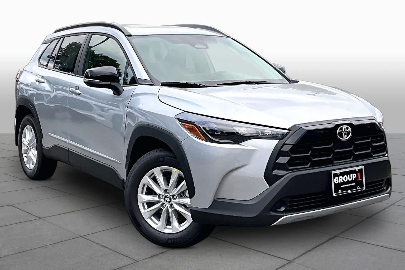 New 2026 Toyota Corolla Cross LE w/ Moonroof Package AWD/4WD image 2