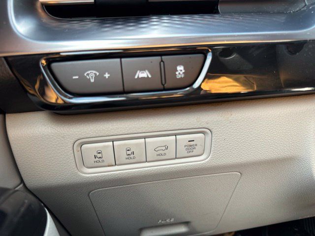 Certified 2024 Kia Carnival SX Prestige FWD image 44
