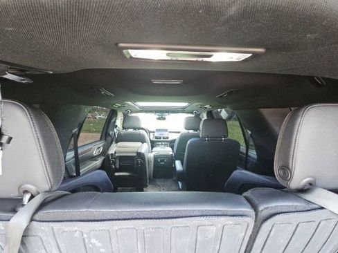 Used 2023 Chevrolet Tahoe High Country image 4