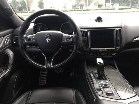 Used 2019 Maserati Levante GranSport AWD/4WD image 31
