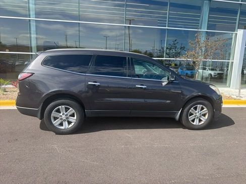 Used 2013 Chevrolet Traverse LT FWD image 14