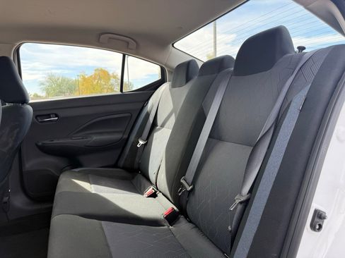 Used 2025 Nissan Versa SV image 8