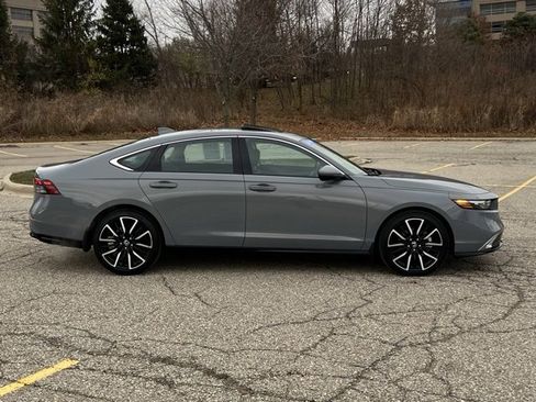 Certified 2024 Honda Accord Touring image 6