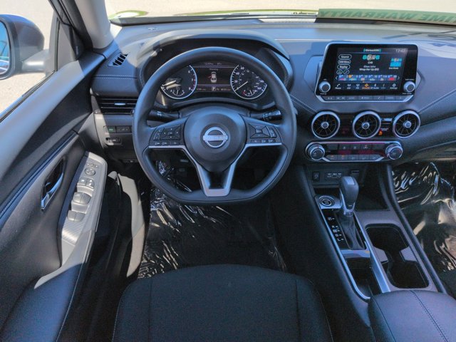 Used 2025 Nissan Sentra SV FWD image 16