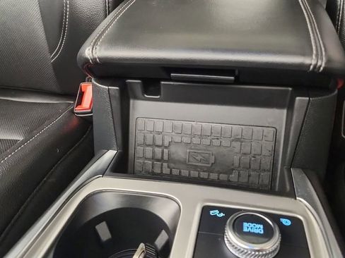 Used 2022 Ford Explorer Limited w/ Equipment Group 301A image 19