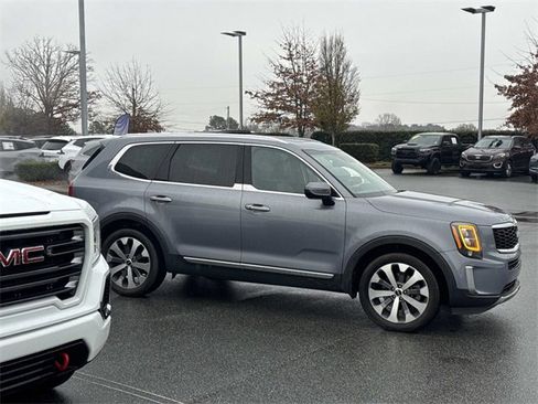 Certified 2022 Kia Telluride EX w/ EX Premium Package image 10