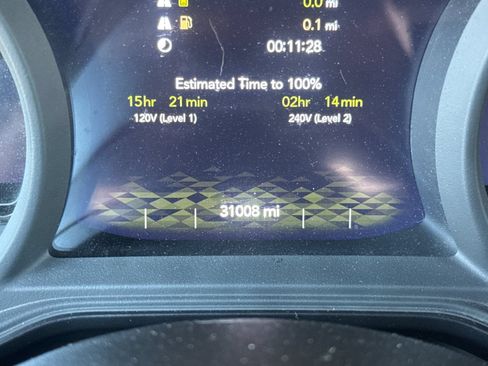Used 2024 Jeep Wrangler Unlimited AWD/4WD image 33