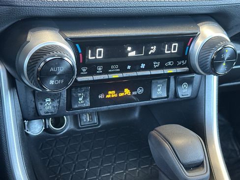 Certified 2023 Toyota RAV4 XLE w/ Convenience Package FWD image 19