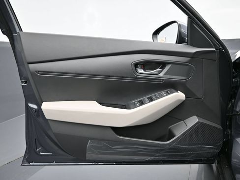 Used 2025 Honda Accord LX image 15