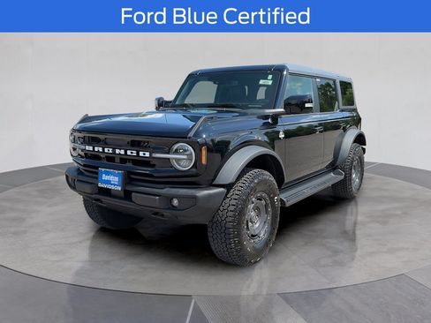 Certified 2025 Ford Bronco Outer Banks w/ Sasquatch Package AWD/4WD image 2