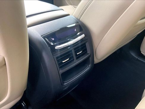 Used 2019 Cadillac XT5 Premium Luxury image 30