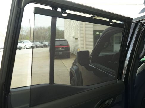 Used 2026 Lexus GX 550 w/ Accessory Package (32) image 17