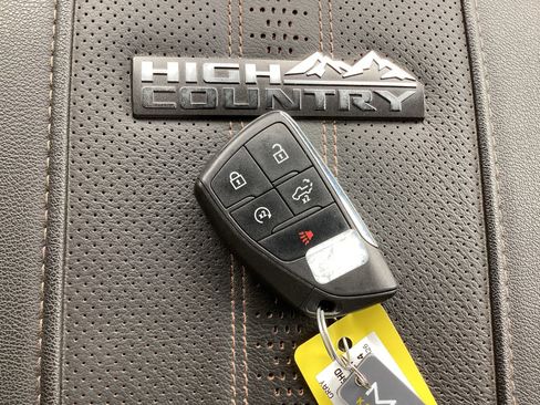 Used 2024 Chevrolet Silverado 3500 High Country w/ High Country Premium Package AWD/4WD image 40