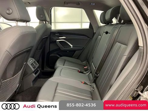 Used 2025 Audi Q5 Premium Plus w/ Premium Plus AWD/4WD image 12