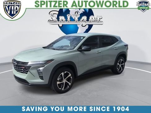 Used 2024 Chevrolet Trax RS image 4