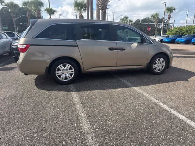 Used 2011 Honda Odyssey LX image 12