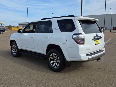 Used 2021 Toyota 4Runner TRD Off-Road image 6