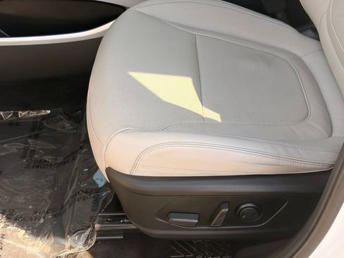 Used 2022 Hyundai Tucson Limited AWD/4WD image 17