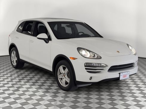 Used 2012 Porsche Cayenne AWD/4WD image 7