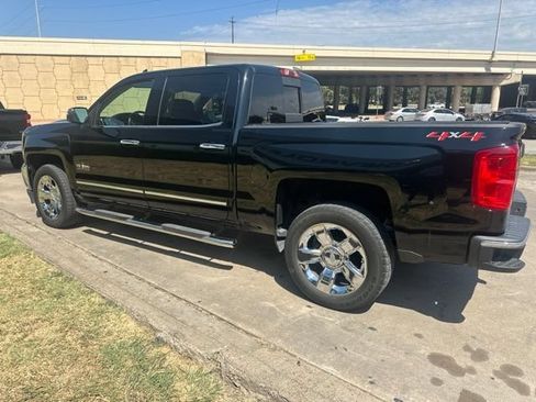 Used 2018 Chevrolet Silverado 1500 LTZ w/ Texas Edition AWD/4WD image 3