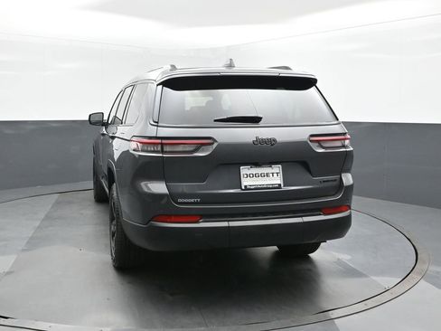 New 2025 Jeep Grand Cherokee L Limited w/ Black Appearance Package image 8