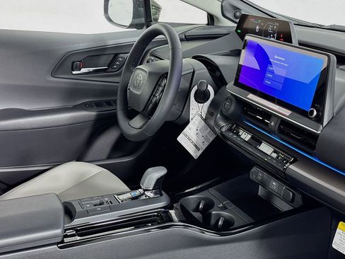 New 2026 Toyota Prius Limited image 31