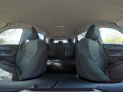 Used 2025 Nissan Rogue SV FWD image 43